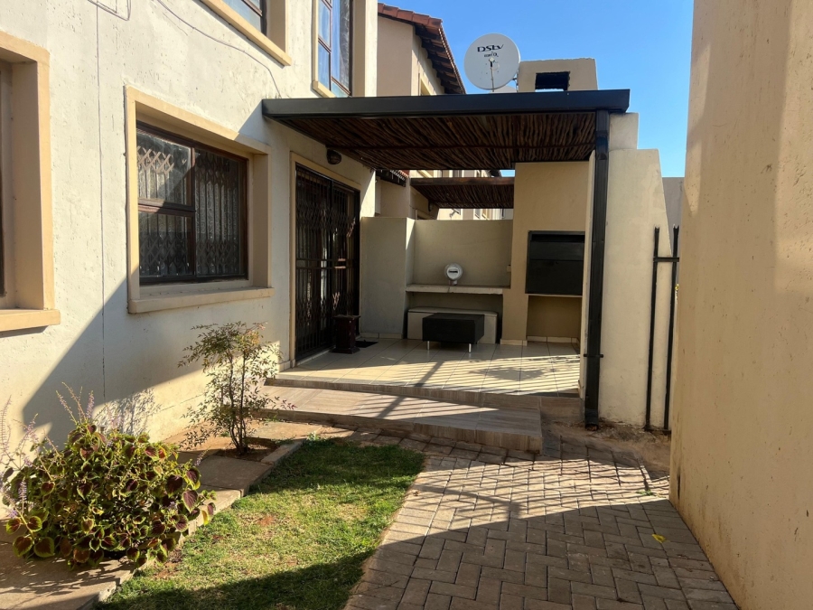 3 Bedroom Property for Sale in Waterval East North West